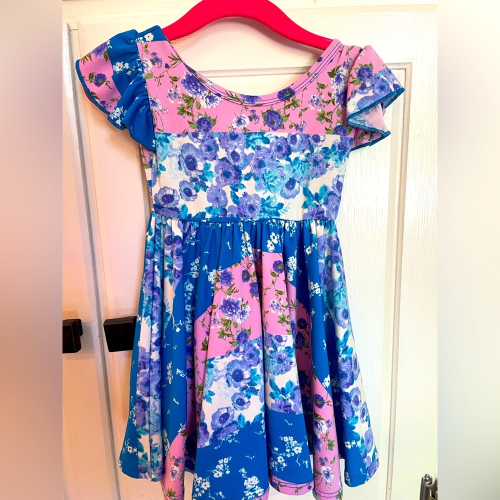 Dot dot smile dress